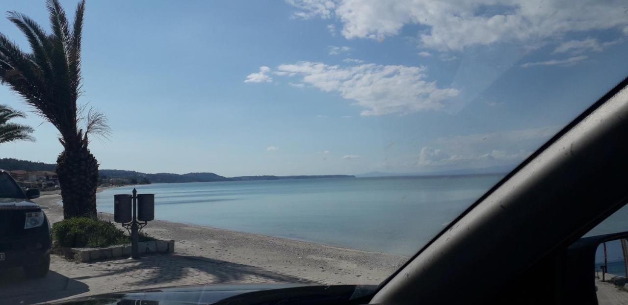 Ξενοδοχείο με διαμερίσματα Spanos Anna's Πολύχρονο