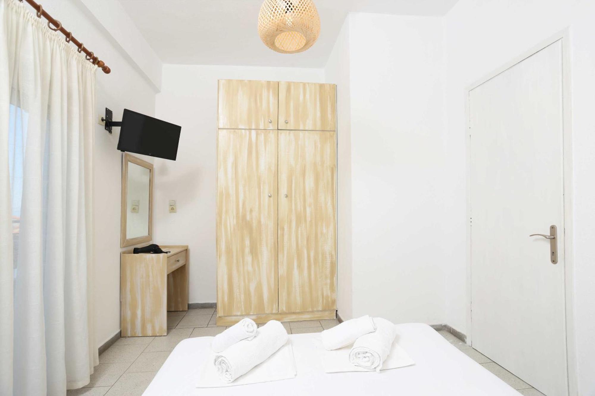 Hotel apartamentowy Spanos Anna's *